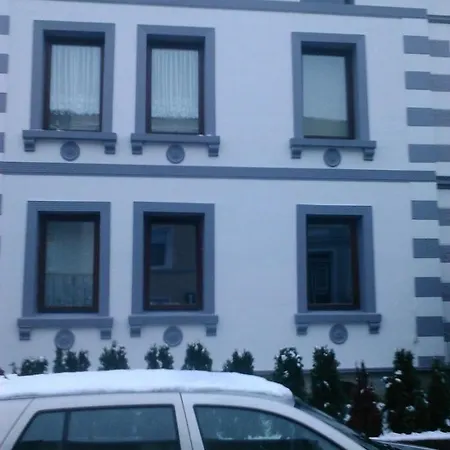 Гостевой дом Monteurzimmer Luetzow 3*