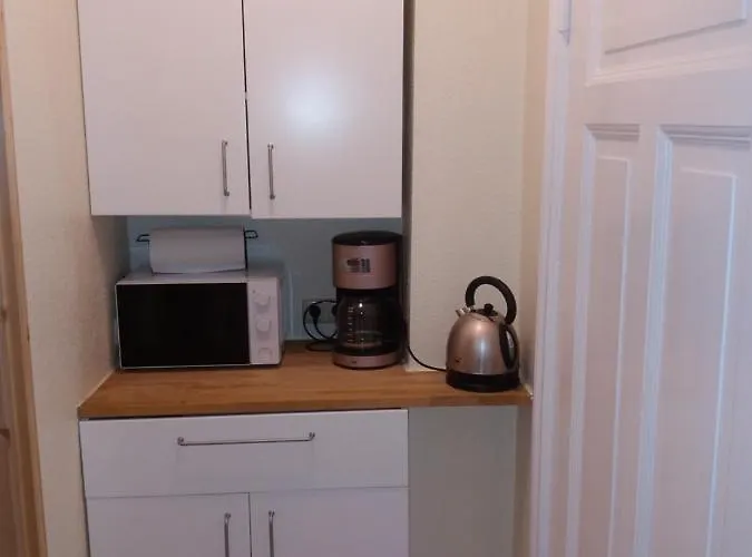 Pensión Monteurzimmer Lützow 3*